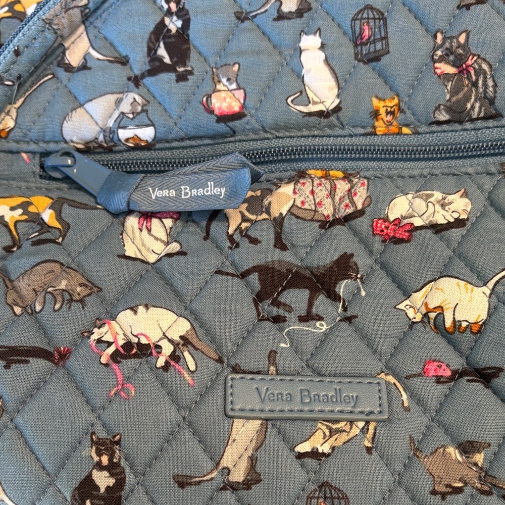 Vera Bradley Blue Cat Print Quilted Backpack with Pouch.  MINI BACKPACK - Picture 5 of 10